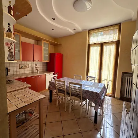 דירה Il Tortellino Quasi In Centro Elegant מודנה